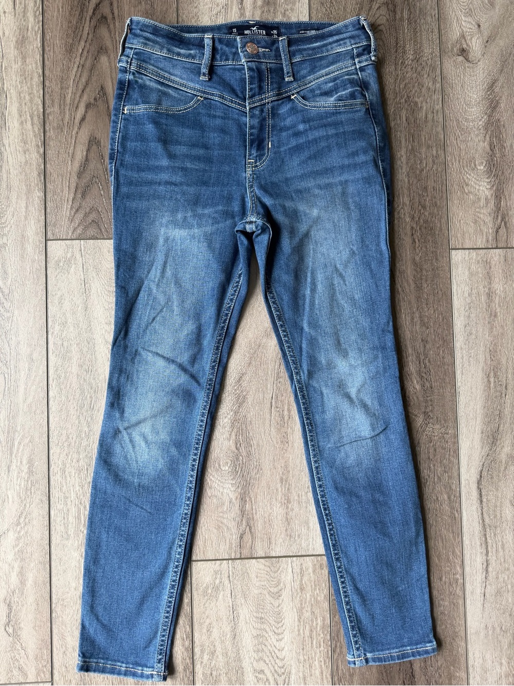 Hollister- Y2K High Rise Super Skinny- Classic Stretch (25x24)